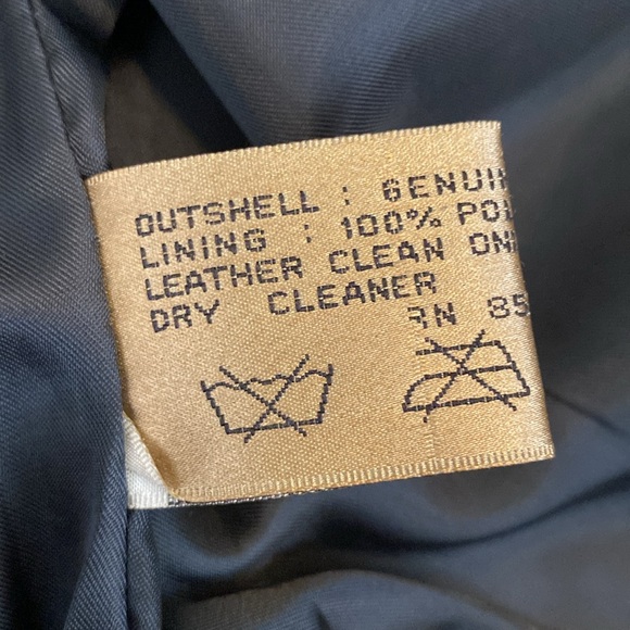 Rem Garson Women’s Black Leather Zip Vest - Picture 4 of 5